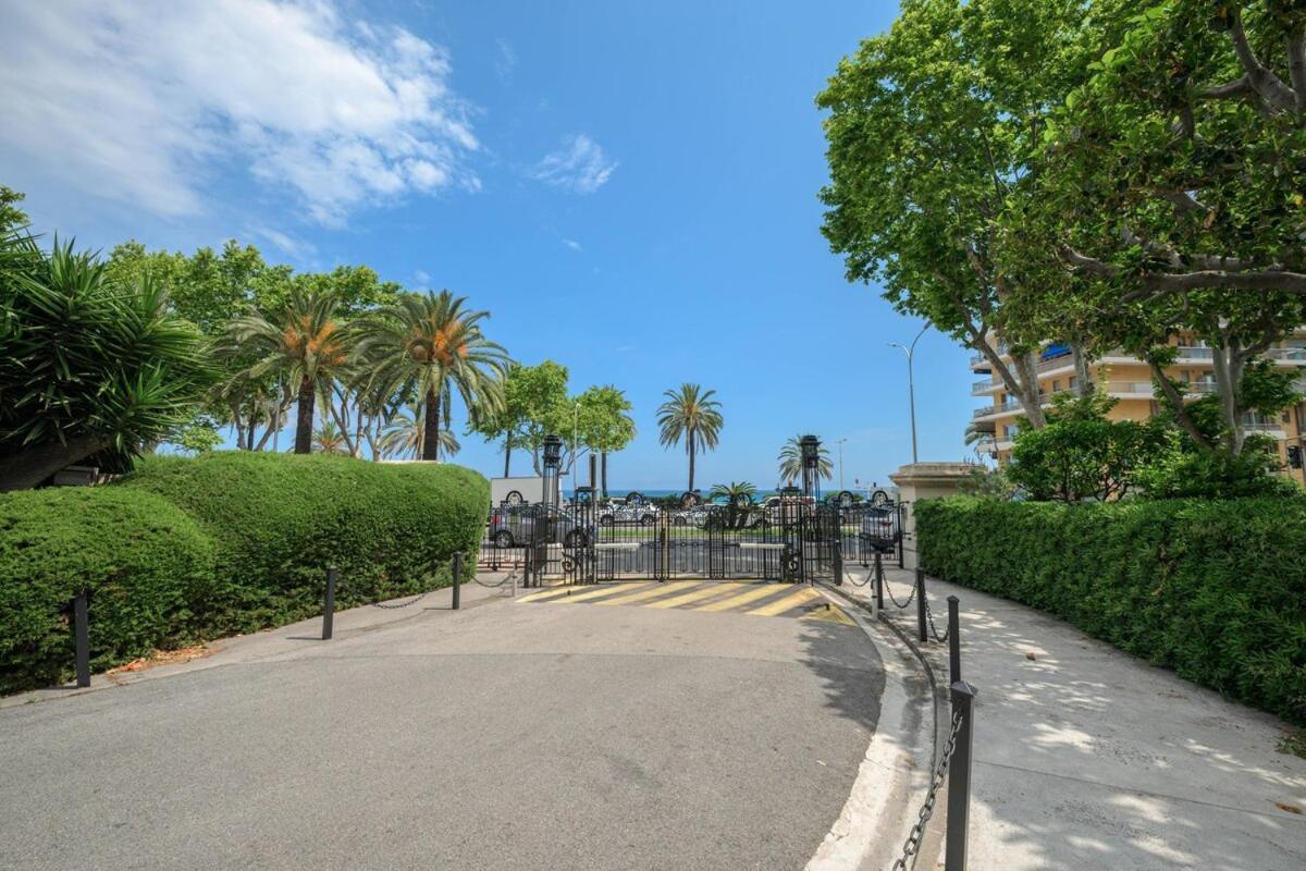 Le Coq Imperial - Parking - Spacieux Menton Exterior foto